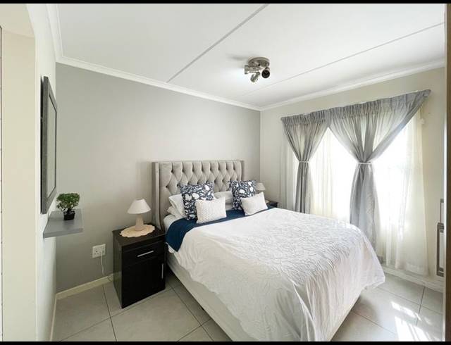 2 BEDROOM APARTMENT FOR SALE IN GOLDEN FIELDS ESTATE